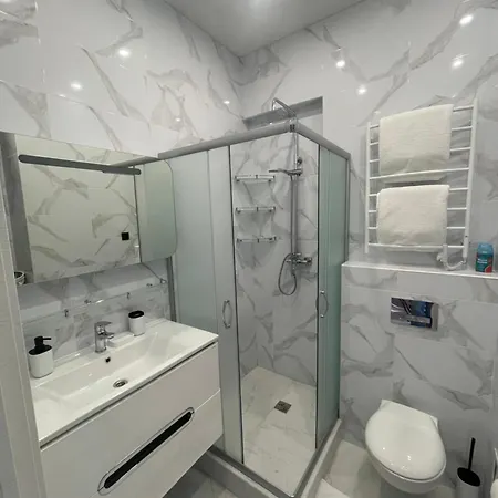 Sea View Zolotiy Bereh 19th Floor Apartment *